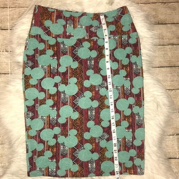 Lularoe Minnie Mouse Aztec Cassie Pencil Skirt - Picture 5 of 6